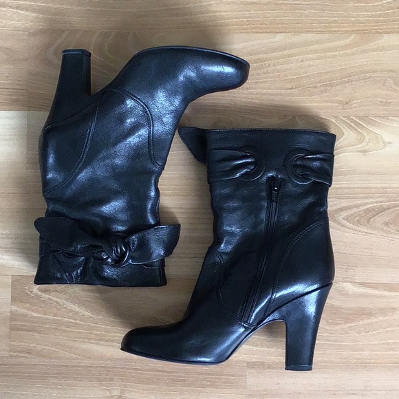 Biala Women’s Boots - Picture 1 of 13